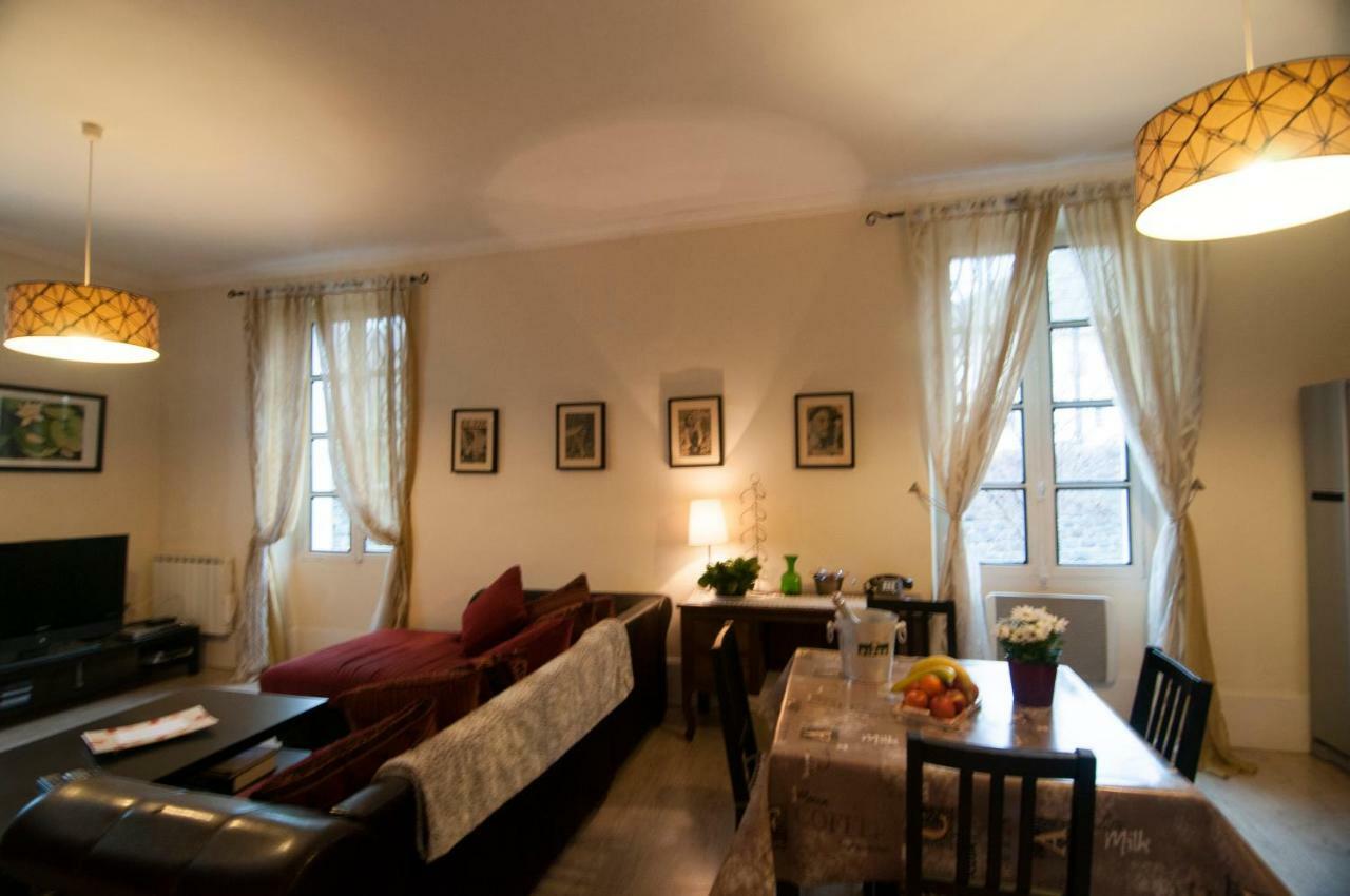 Appartements Ria Sirach Exteriér fotografie